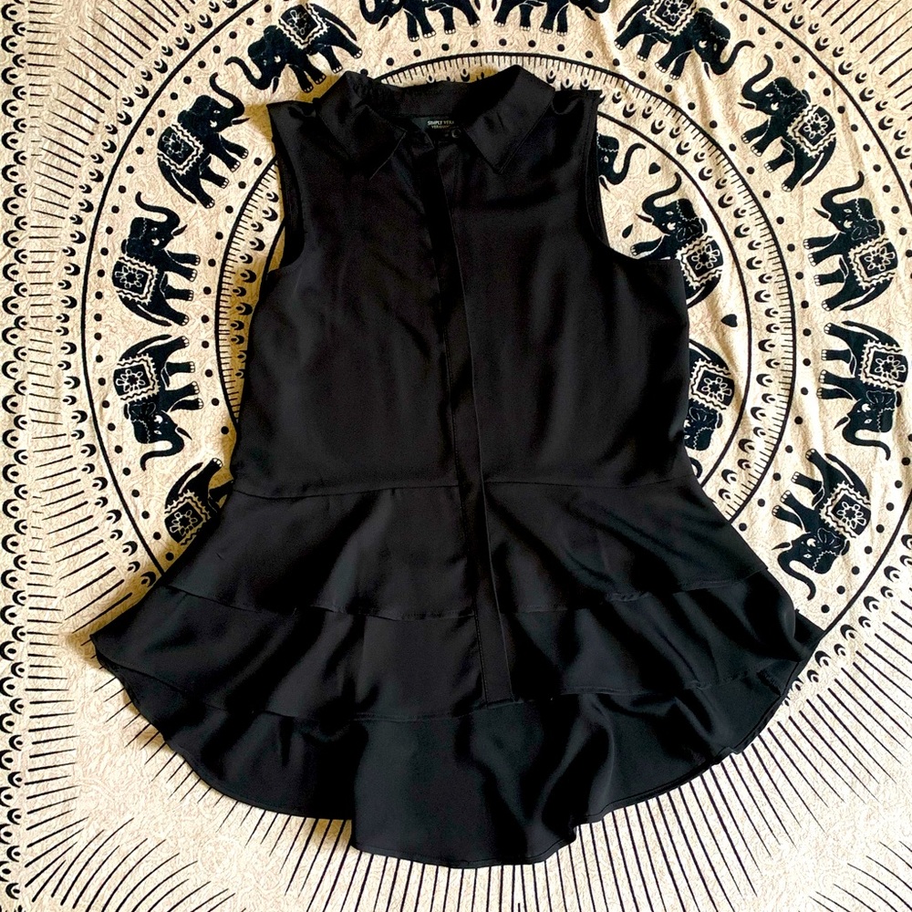 Simply Vera Wang Ruffled Button Down Tank Top XS
